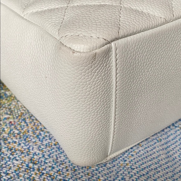 Chanel Petite Tote Bag - Picture 14 of 16